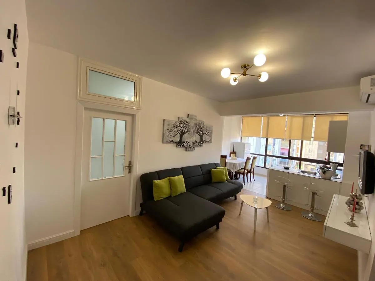 Holidays Apartment 格勒姆
